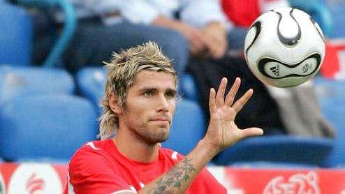 Behrami, mezza Premier League ora sfida l'Inter