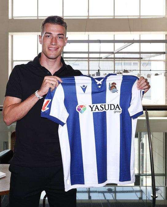 UFFICIALE - Inter, sfuma Sucic: il croato lascia il Salisburgo e firma con la Real Sociedad