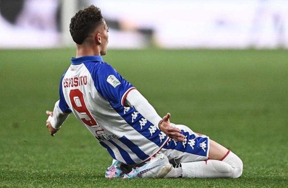 Bari, Esposito boom: un gol ogni 151 minuti in campo, ultimo mese da protagonista