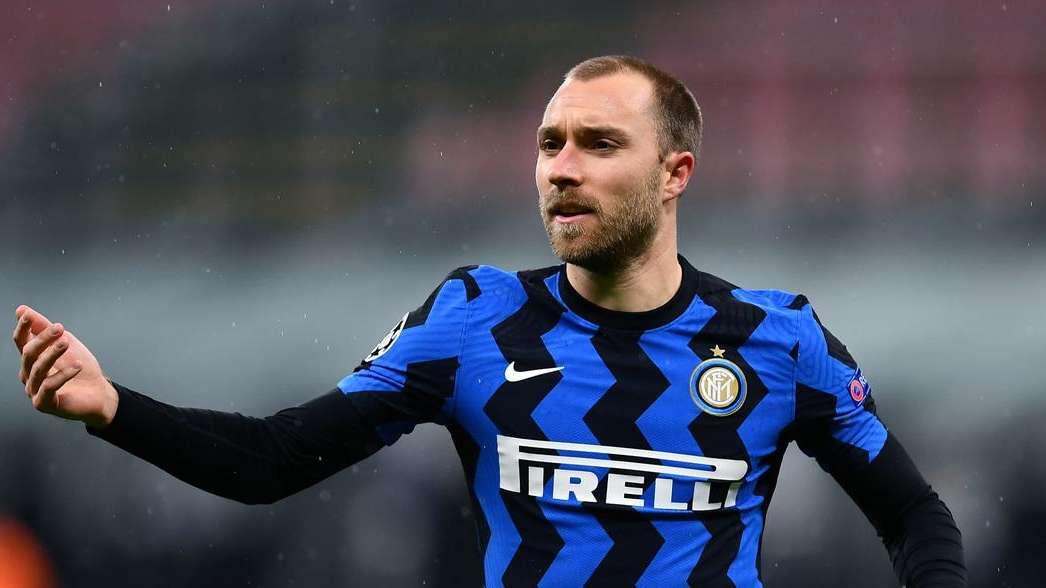 GdS - Non solo il Psg: su Eriksen c'è anche il Valencia, ma resta vivo lo scambio con Paredes