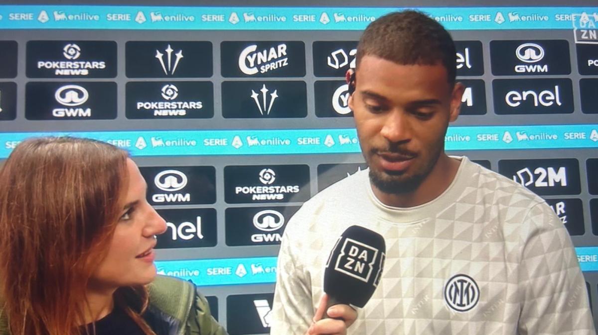 Diouf a DAZN: "Dobbiamo provare a giocare più velocemente. Sul derby..."