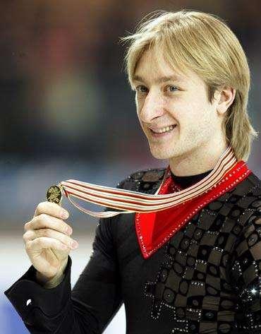 Plushenko segue l'allenamento dell'Inter: "Pinzolo..."