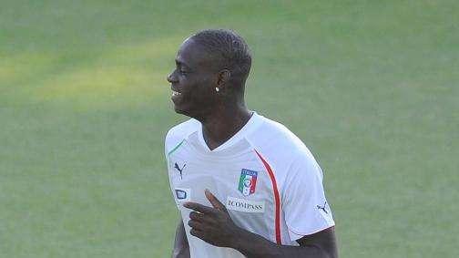 Chiellini scommette: "Balo tornerà presto in Italia"