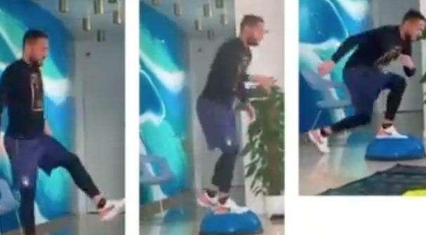 D'Ambrosio fa i compiti a casa: prosegue il lavoro del difensore che non si è ancora negativizzato