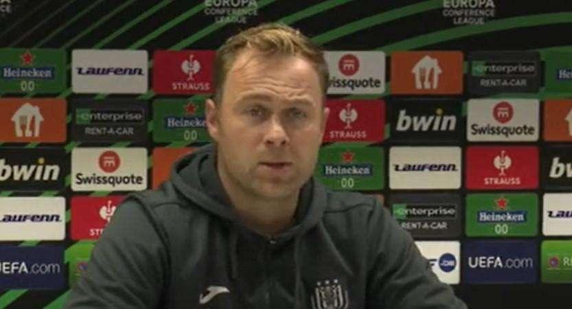 Esposito nei guai? Lui vola in Italia, il tecnico dell'Anderlecht irato: "I non convocati devono essere allo stadio"