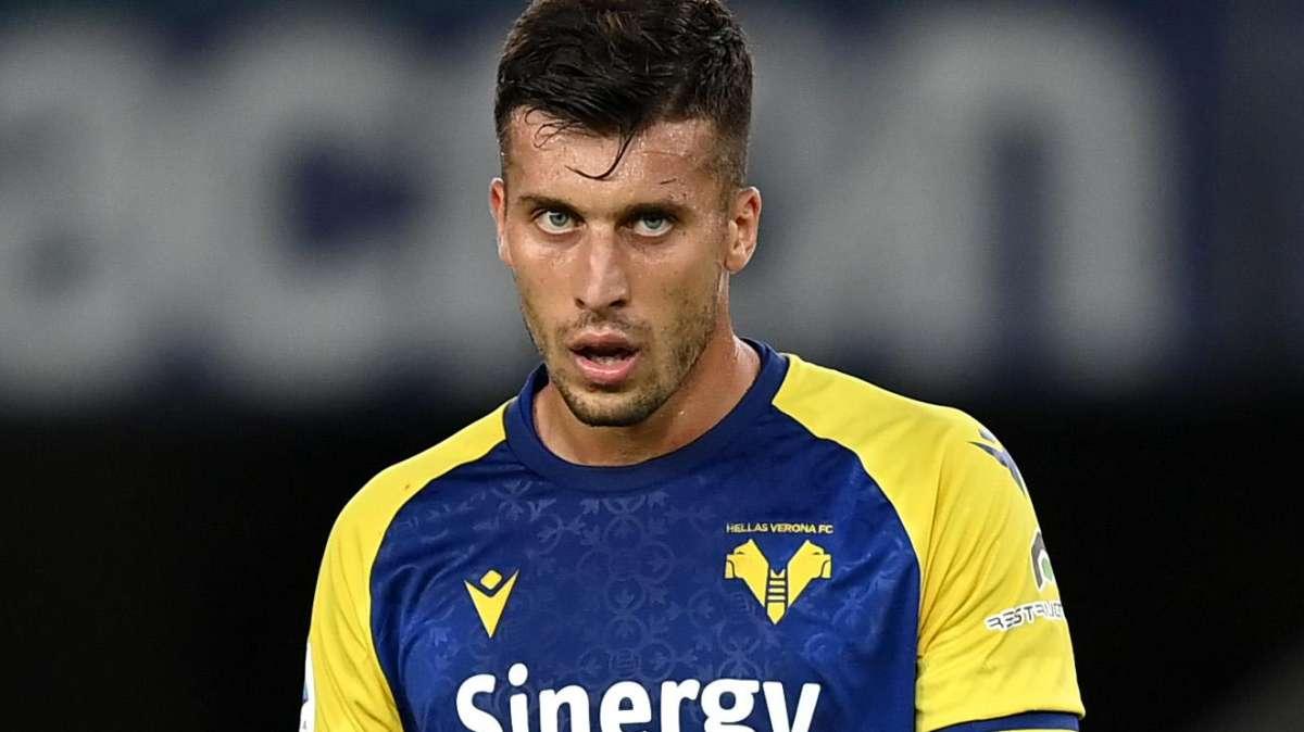 UFFICIALE - Lazio, preso Casale a titolo definitivo: la nota del Verona 