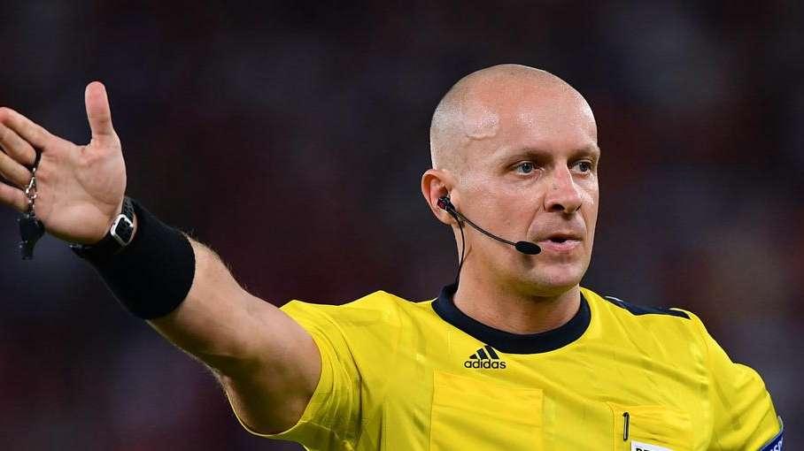 Match corretto, Marciniak governa senza affanno. Dzeko-gol in fuorigioco
