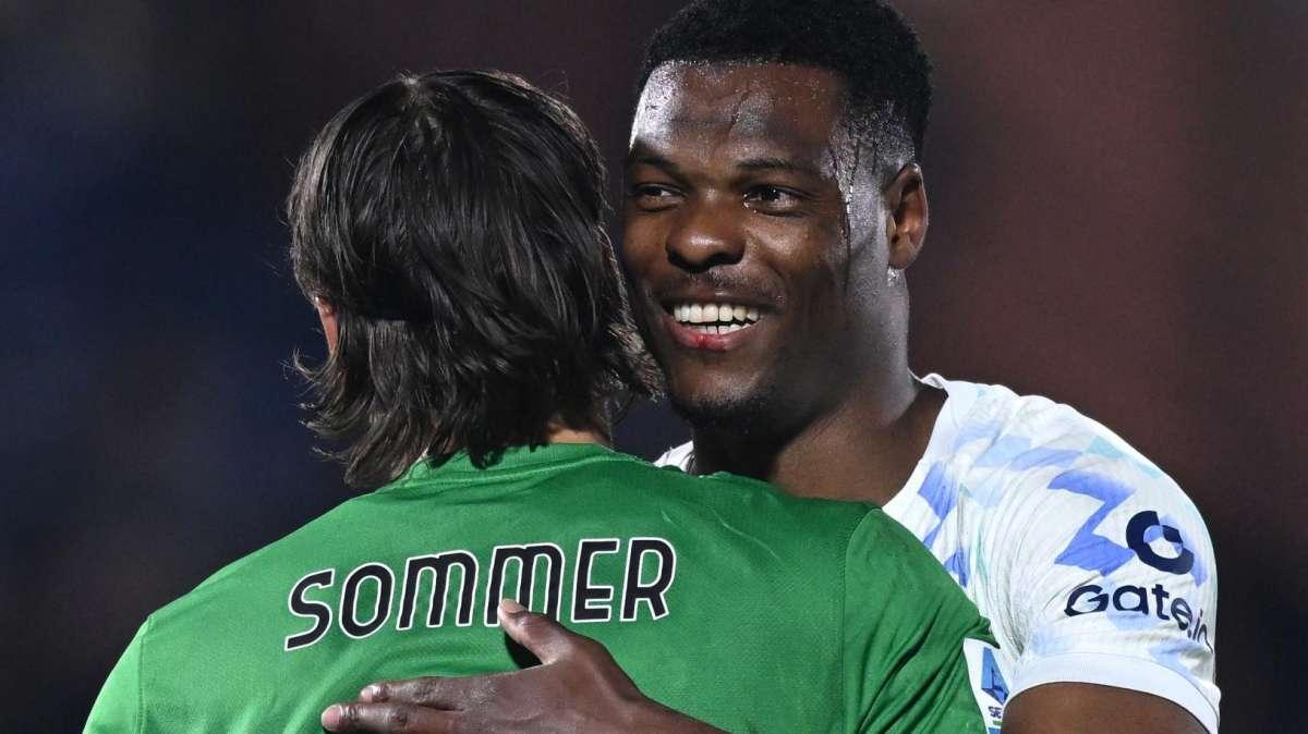 Pagelle GdS - Dumfries, differenza da scudetto. Esposito innocuo e spaurito