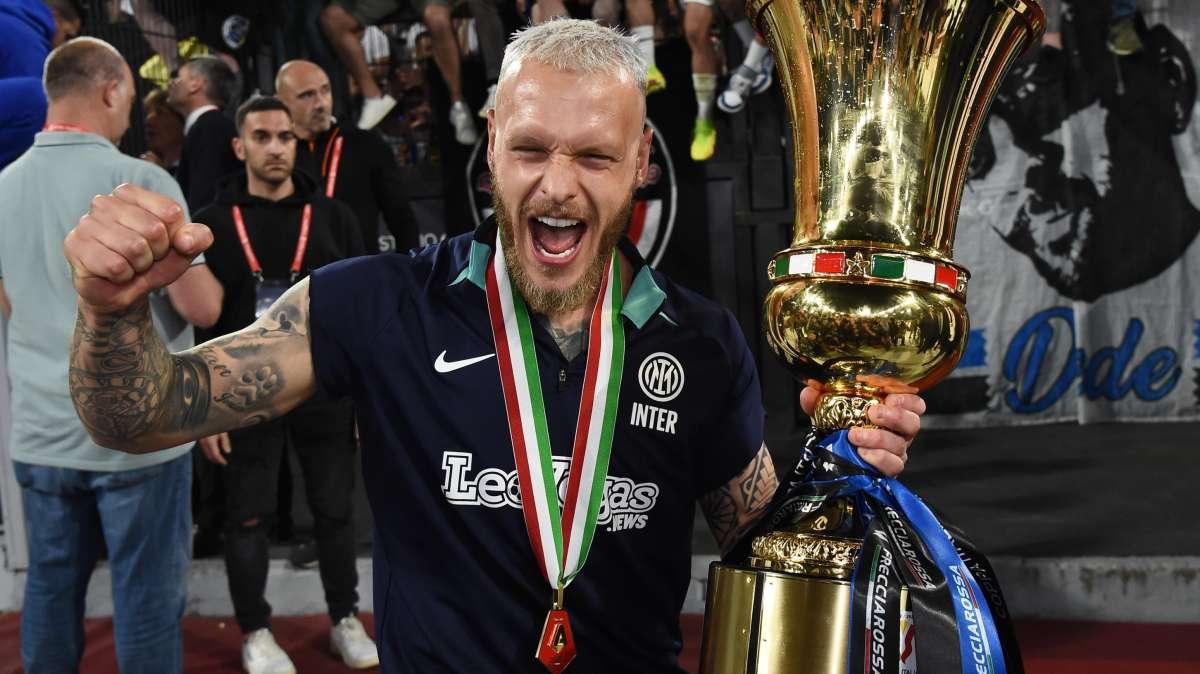 GdS - Dimarco punto fermo dell'Inter: nei prossimi mesi il rinnovo. A sinistra via Gosens e dentro Carlos Augusto