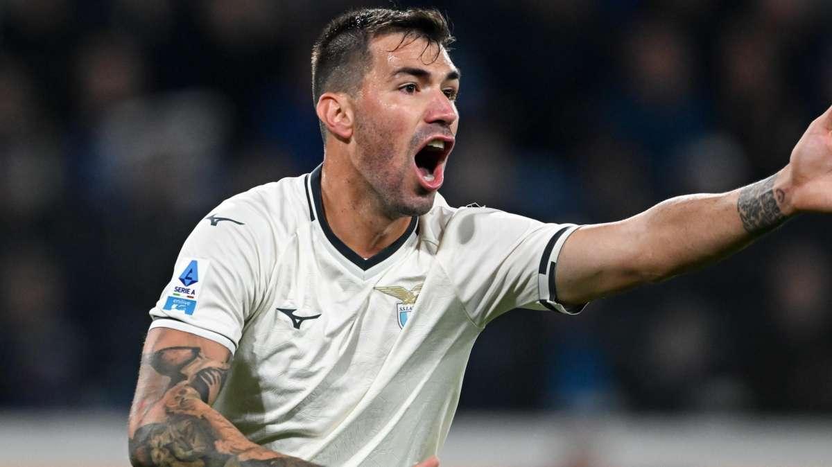 Qui Lazio - Romagnoli vuole esserci: la presenza con l'Inter è possibile. In mediana Basic in vantaggio su Vecino 