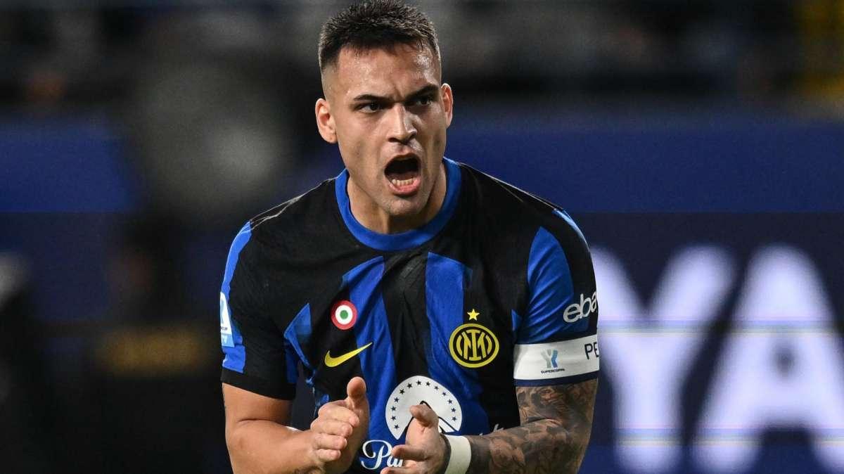 Lautaro a SM: "Dobbiamo rispettare il Napoli e fare meglio della semifinale. Rinnovo? Speriamo, sono contento all'Inter"