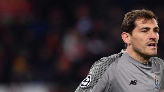 Var, la proposta di Casillas: "Anche ex giocatori ad analizzare le immagini"