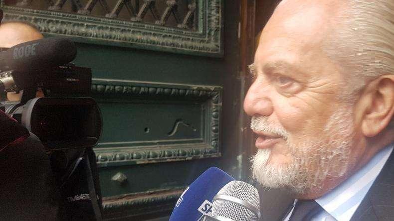 Napoli, De Laurentiis studia il mercato: "Con l’arrivo di Conte e Sarri, noi dobbiamo approfondire con Ancelotti"