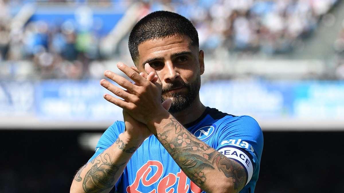 Il Napoli saluta il Maradona con un 3-0 al Genoa: Insigne gol e standing ovation. Il Grifone a un passo dalla B