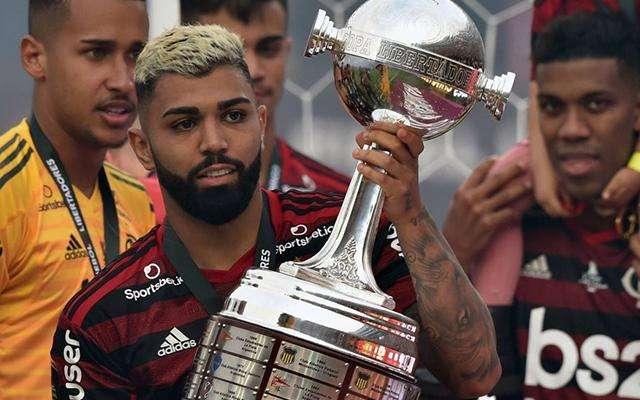 Gabriel Barbosa trascina il Flamengo, ma De Boer lo stronca: "Lo chiamavamo Gabi-no-gol"