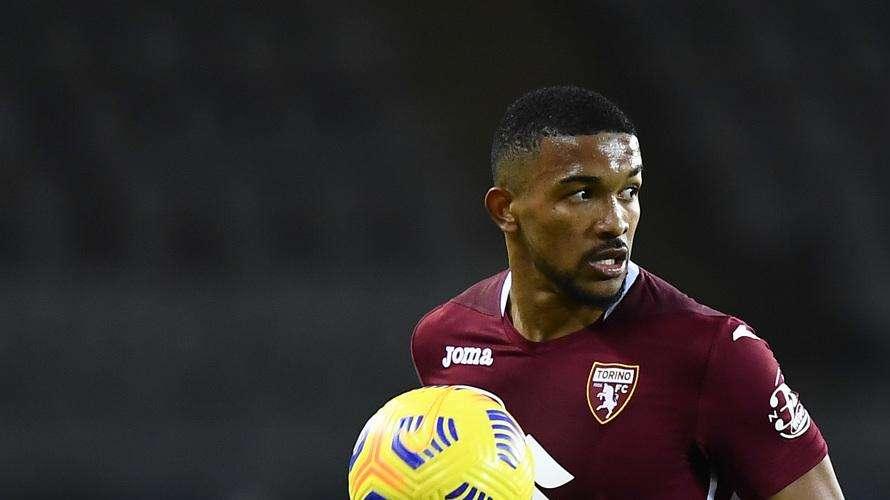 Qui Torino - Forza e partitelle a tema al Filadelfia. Personalizzato per Bremer 