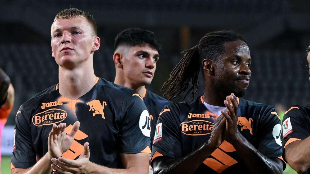 TMW - L'Inter lavora al piano B: riallacciati i contatti con Schuurs. È l'alternativa a Pavard