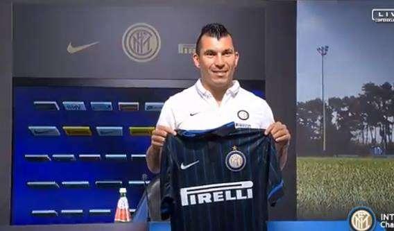 Medel-M'Vila, quando la competizione fa solo bene