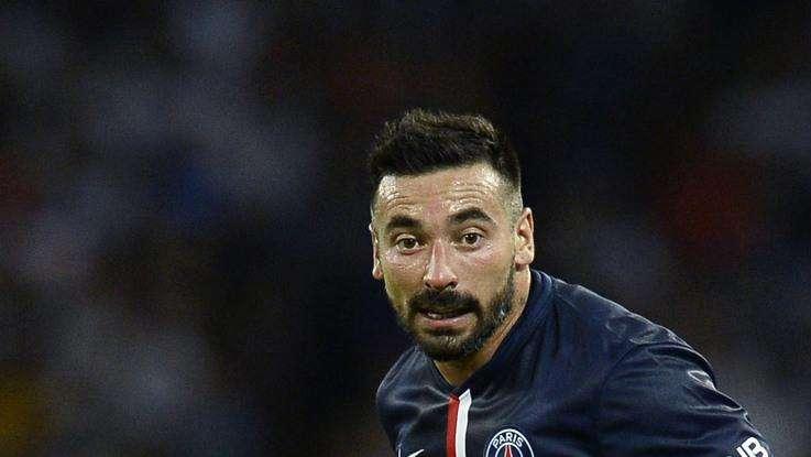 Lavezzi ha scelto l'Inter e si ridurrebbe l'ingaggio. Vertice Fassone-Blanc