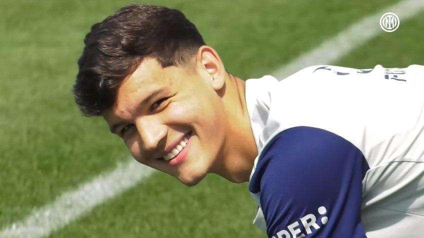 Racing e Inter d'accordo: Valentin Carboni resterà in Argentina