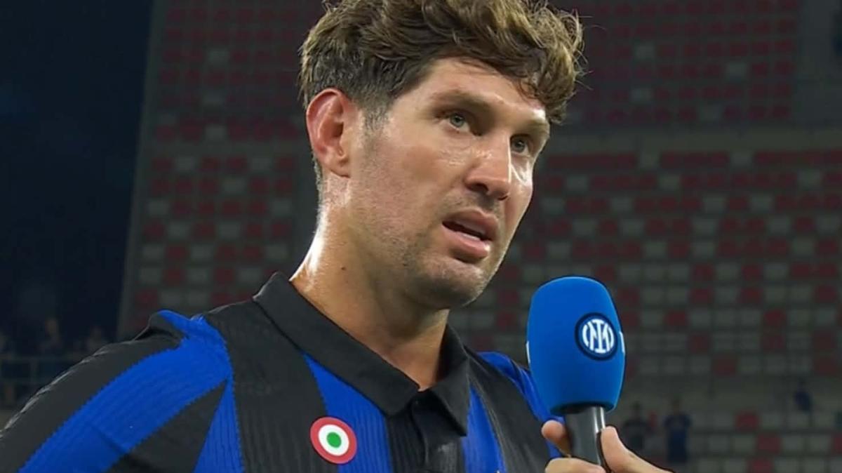Il match-winner Stones: "La maglia dell'Inter è bellissima. Felice per il gol"