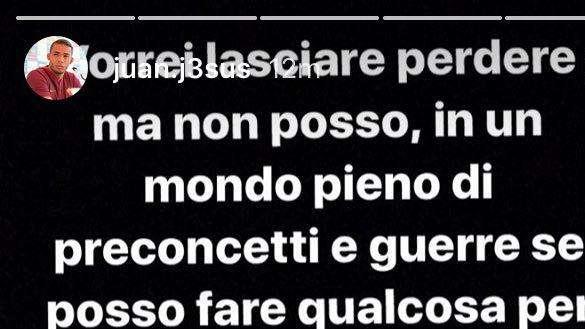 Insulti razzisti sui social, Juan Jesus replica a un tifoso della Roma: "Non voglio un futuro con persone così"