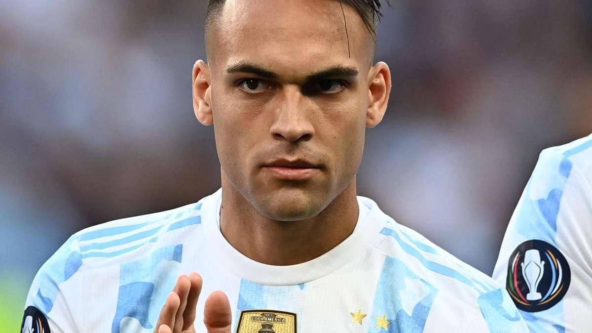 Tyc Sports - Argentina-Paraguay, solito dubbio in attacco: Lautaro o Alvarez come 9?