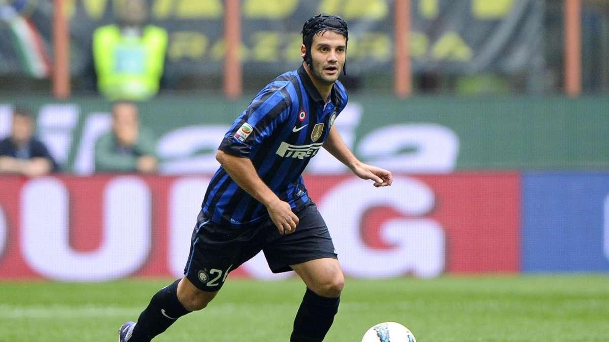 Il Liverpool offre quattro anni di contratto a Chivu