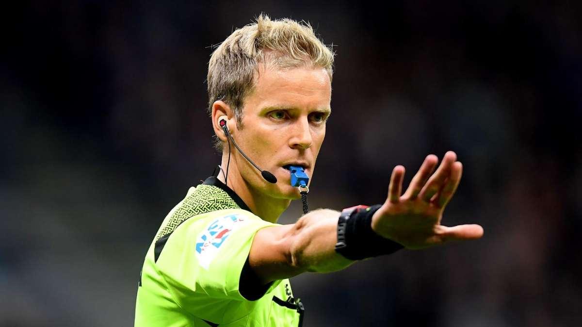 Inter-Genoa - Poche sviste per Chiffi, poi il Var lo aiuta sul 3-0 di Sanchez: Lukaku parte da posizione regolare 