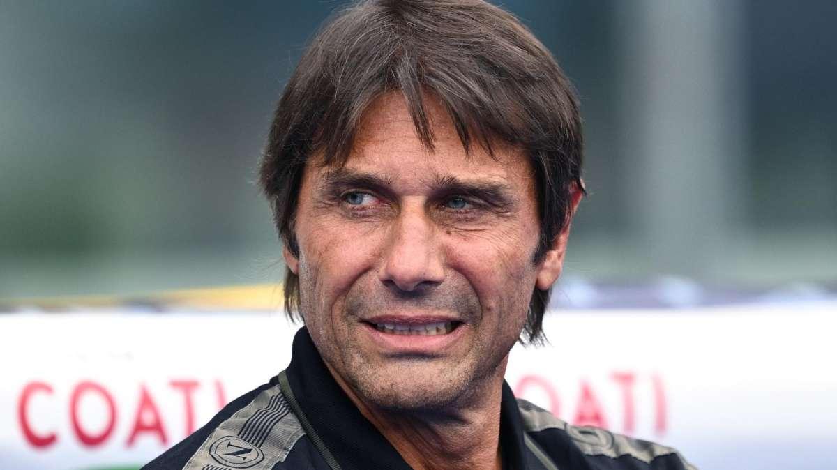 Conte: "Qui a Napoli come all'Inter. Tanto lavoro per ricostruire tutto, ma lo facciamo bene"