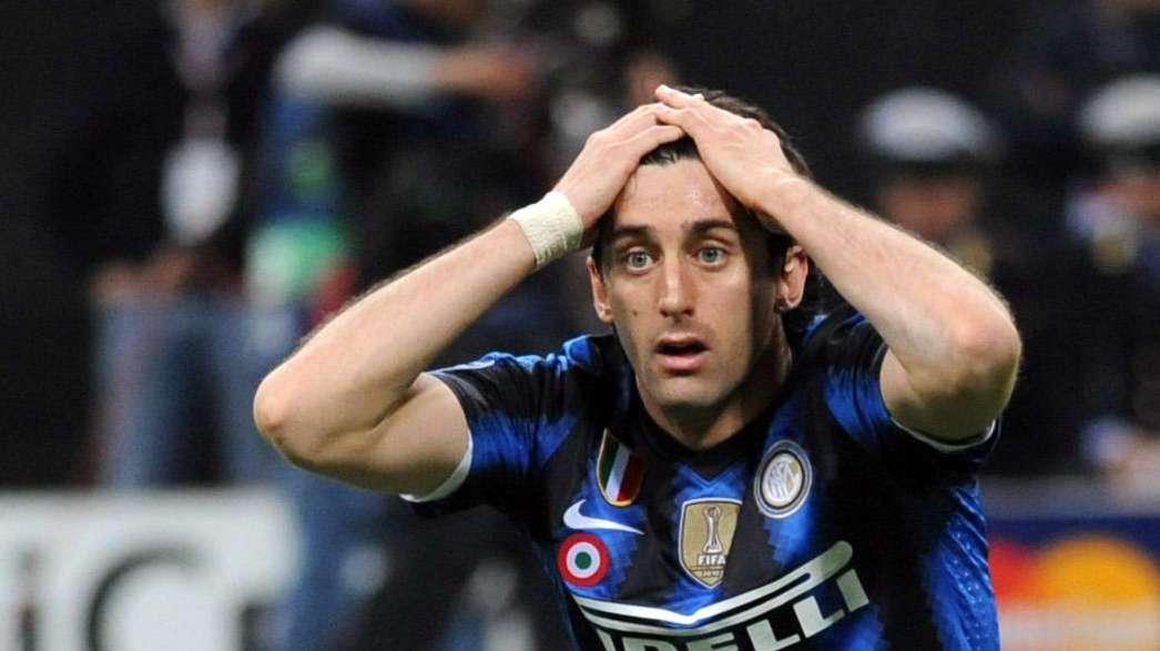 Pedullà su Milito: "Potrebbe esserci il divorzio"