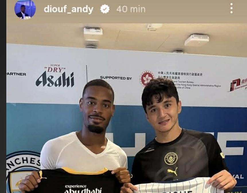 FOTO - Scambio di maglie a fine partita tra Diouf e Khusanov