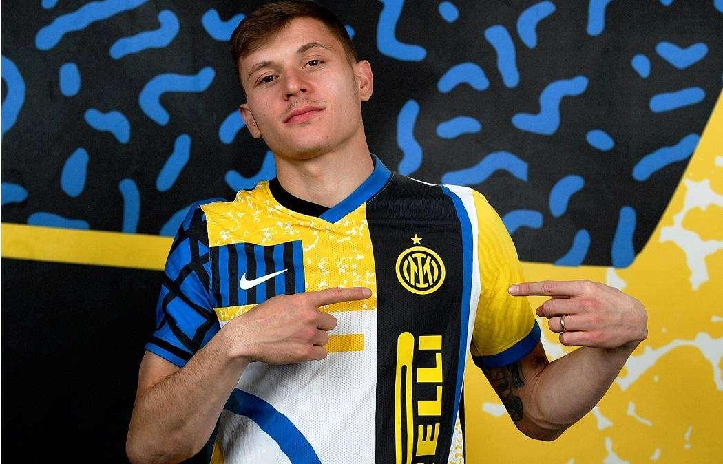 CdS - Quarta maglia e nuovo inno: serata di prime volte oggi a San Siro