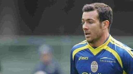 Hellas Verona, l'ex Campisi duro coi gialloblu: "Prendere gol dopo pochi secondi dimostra scarso attaccamento"
