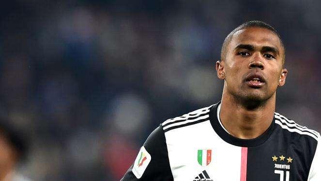 TS - Douglas Costa ci prova: Sarri potrebbe riaverlo con l'Inter