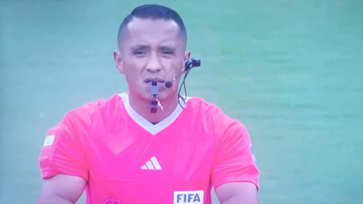 Inter-Fluminense, la moviola - Barton fischia troppo, topica dell'assistente Pupiro
