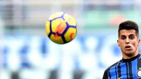 Marcelino non demorde: rivuole Cancelo a giugno