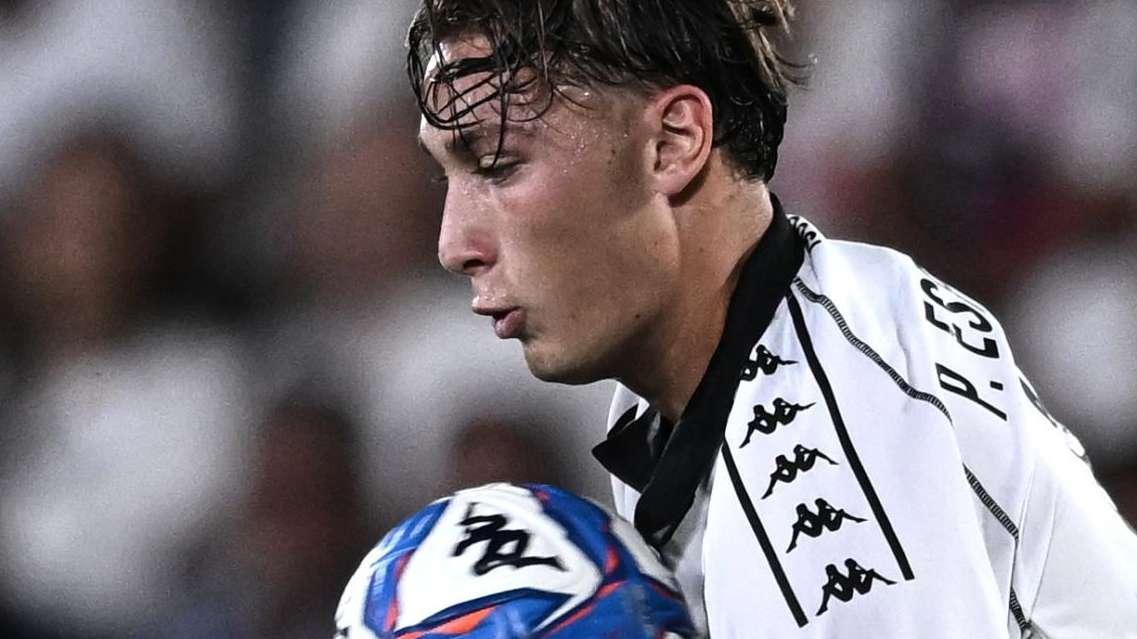 Francesco Pio Esposito, c'è sempre più la fila: una nuova squadra italiana si iscrive alla corsa