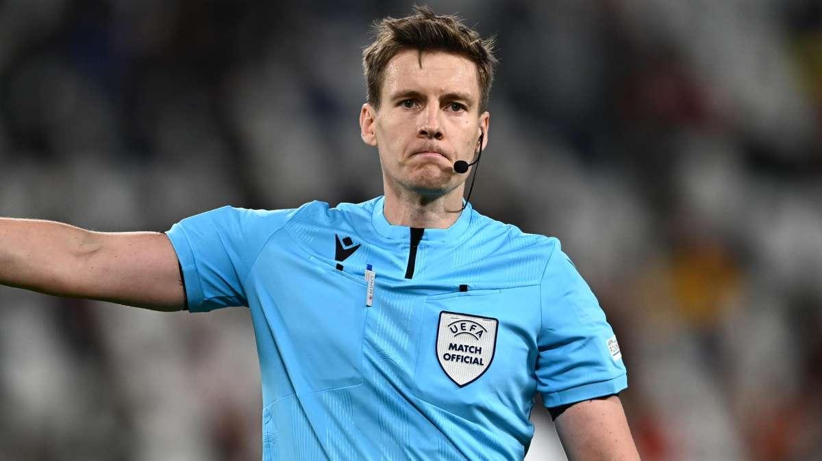 Bodo/Glimt-Inter, la moviola - Siebert applica un metro permissivo. VAR decisivo nel gol di Esposito 