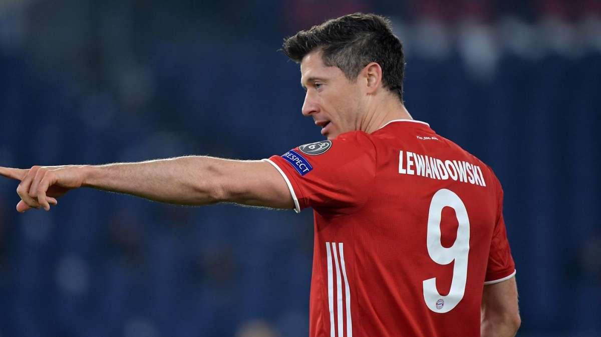 Lewandowski annuncia il cambio di maglia: "La mia era al Bayern è finita"
