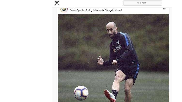 L'Inter celebra Borja Valero e arriva il like di Brozovic