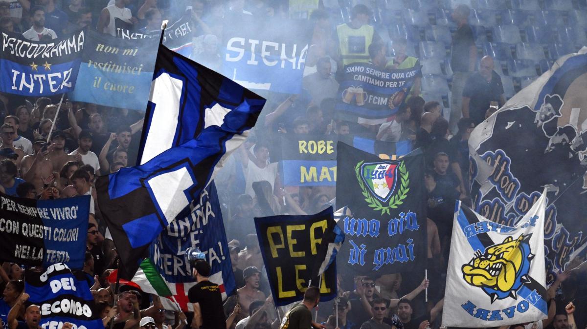 Cori contro Gasperini e una bottiglietta in campo, doppia multa per l'Inter