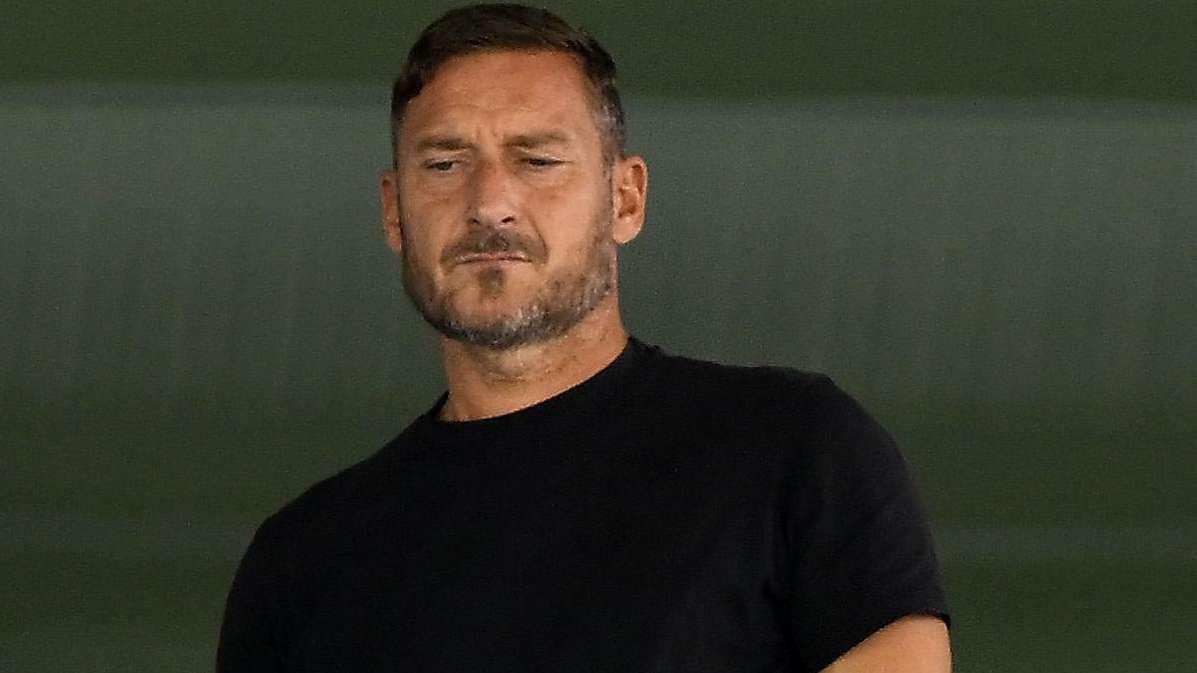 Totti: "Finale di Champions da brividi. Da italiani è doveroso tifare Inter, senza nulla togliere a Luis Enrique"