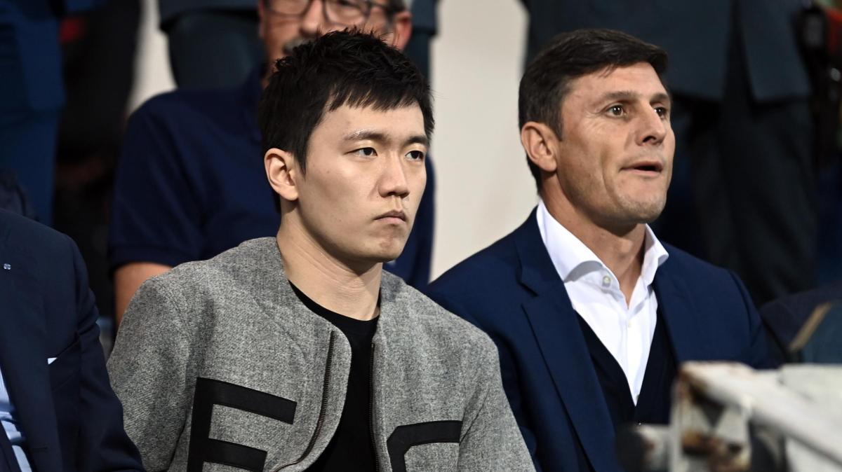 Zanetti spegne 53 candeline, gli auguri di Zhang con una foto di 10 anni fa
