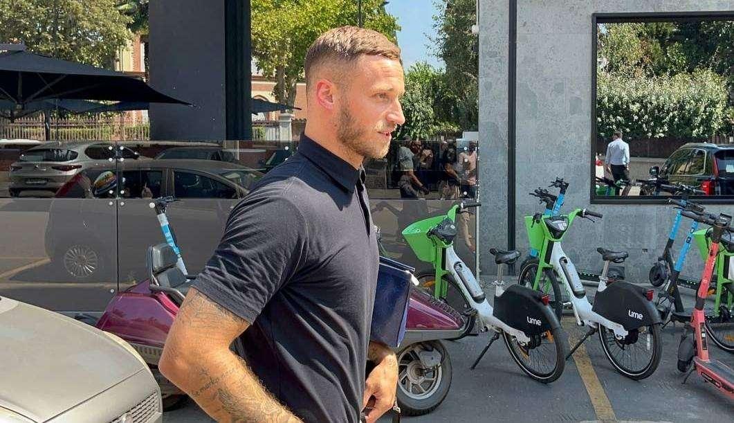 Arnautovic è arrivato in sede: ora la firma sul contratto che sancirà il suo ritorno all'Inter