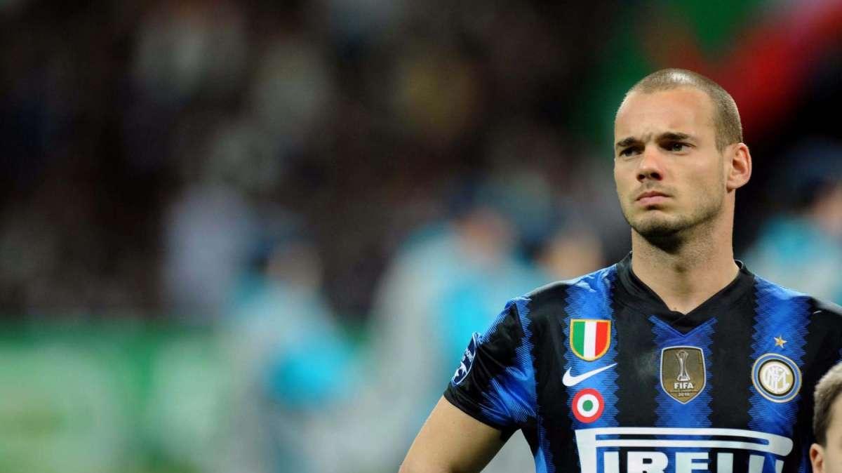 Leonardo non rischierà Wesley Sneijder