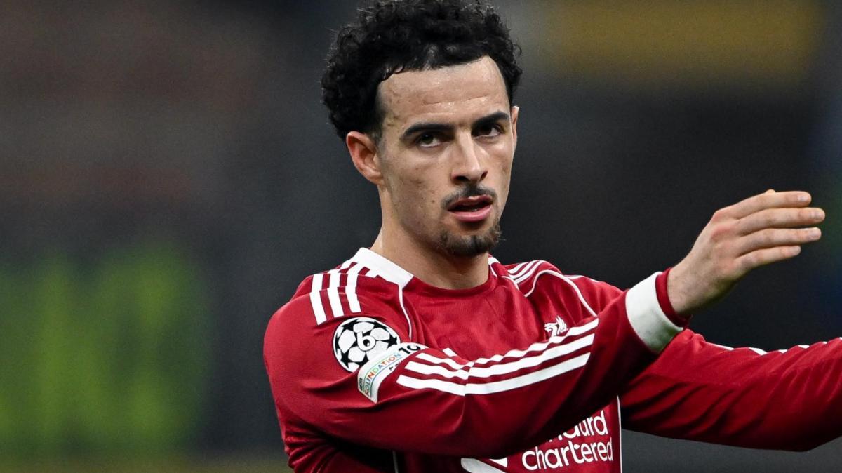 Liverpool-Monaco, Jones fuori per un problema all'anca. Tifosi Reds ironici