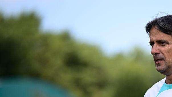 VIDEO - Gol d'esterno da dietro la linea di fondo campo, anche Inzaghi dà spettacolo ad Appiano: "Hai ripreso?"