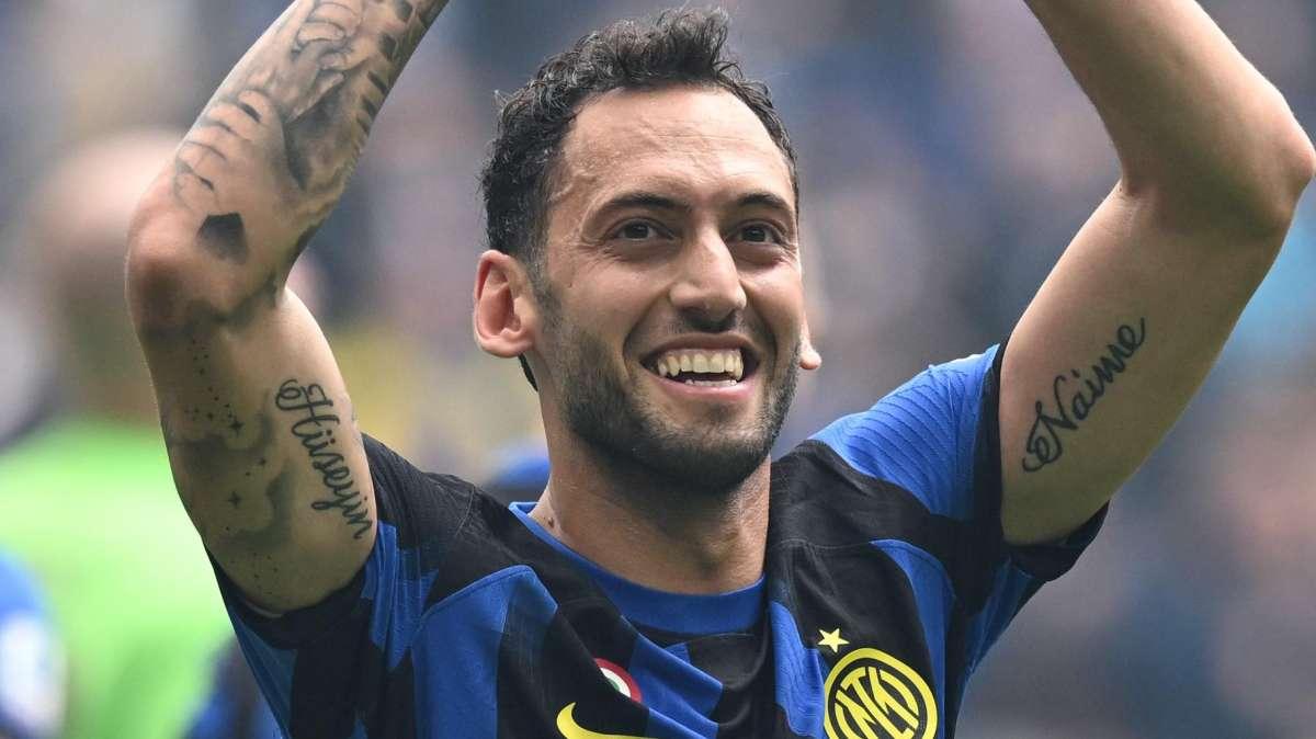 Calhanoglu: "Vogliamo scrivere più storia possibile, la seconda stella è l'inizio. Ho il sangue nerazzurro"