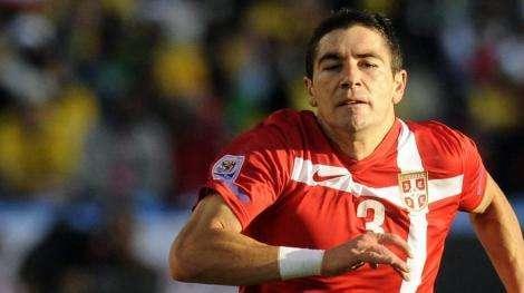 Mediaset - Kolarov, Juve favorita dai rapporti col City